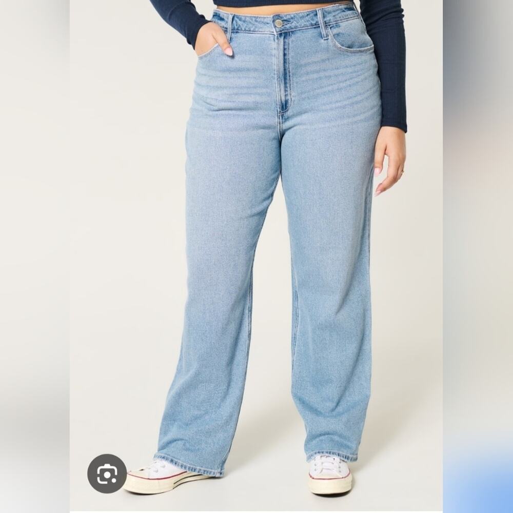 Hollister Curvy Ultra Highrise  Medium Blue Wide Leg Dad Jeans Sz.10R #1928